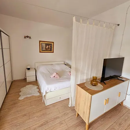 Center City With Free Parking Apartment Sibenik